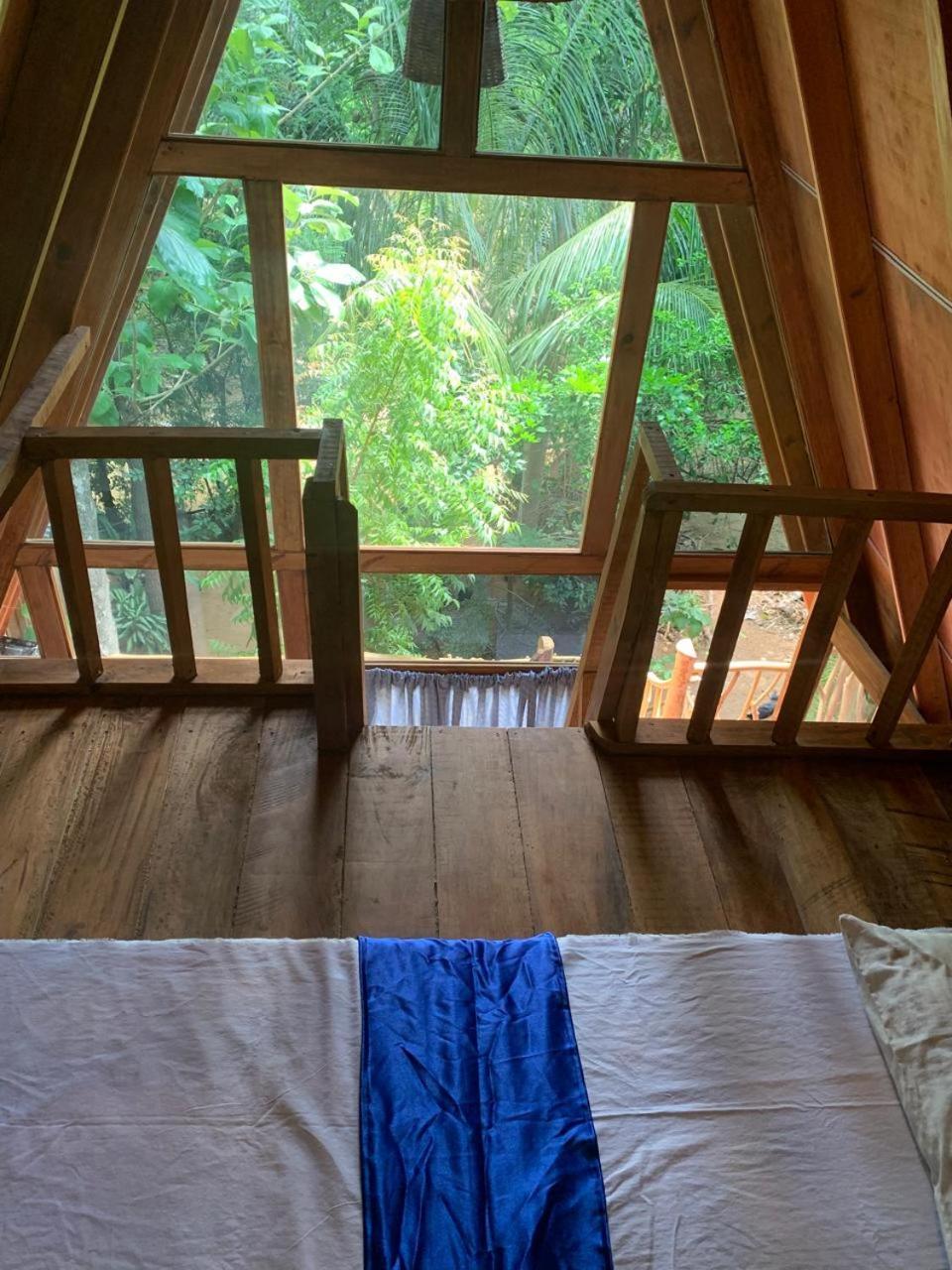 Angry Birds Tree House Apartment Habarana Luaran gambar